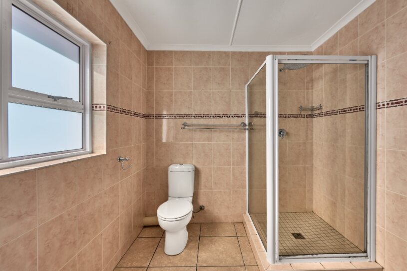 5 Bedroom Property for Sale in Dana Bay Western Cape